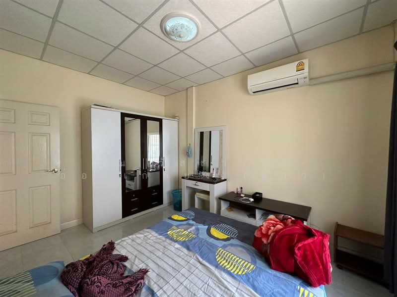 หมู่บ้านชายคลอง ซอยคิงคอง ซอย24 ถนนเทพารักษ์, สมุทรปราการ, ถนนเทพารักษ์, บางเพรียง, บางบ่อ, สมุทรปราการ, 110 ตร.ม., ทาวน์เฮ้าส์ ขาย, โดย คุณ วัสสารัตน์ อ่อนเกลี้ยง (ข้าว), 500228289 - DDproperty.com