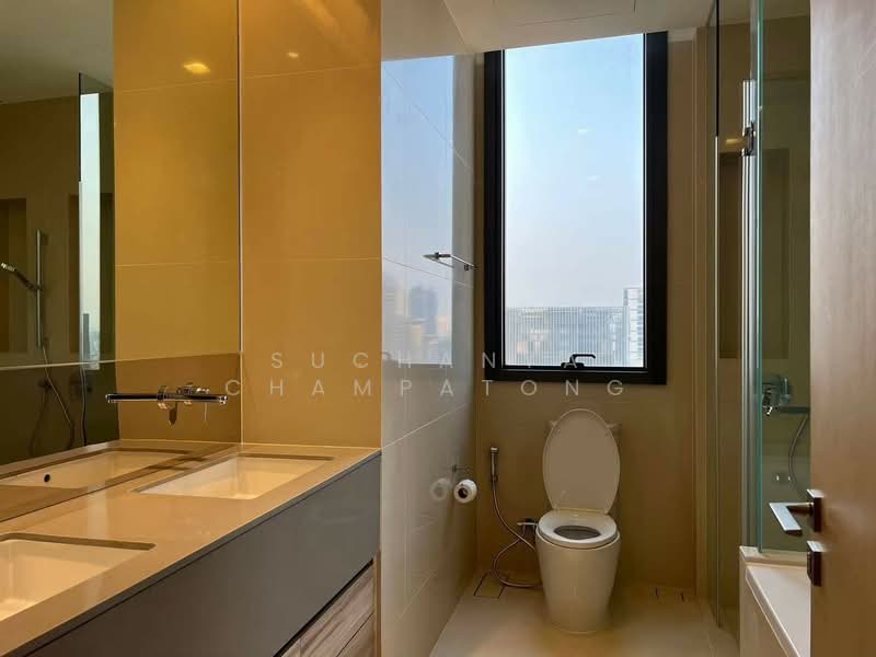 The Esse Asoke, Bangkok, 333 Soi Sukhumvit 21, Sukhumvit Road, Khlongtoei Nua, Watthana, Bangkok, 2 Bedrooms, 75 sqm, Condo For Rent, by Suchanya Champatong, 500228294 - DDproperty.com