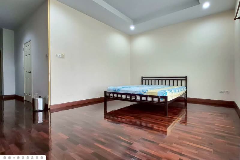 Townhome Nonsi Place, Nakhon In Rd., Nonthaburi, near Makro Nakhon In. BO-065288, Nonthaburi, Bang Phai, Muang Nonthaburi, Nonthaburi, 4 Bedrooms, 190 sqm, Townhouse For Sale, by Benchawarin Pakkawetppisit, 500228321 - DDproperty.com