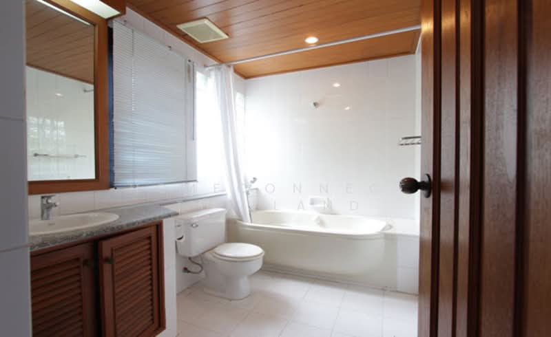 Nichada Thani, Nonthaburi, Soi Prasert Islam, Bang Talat, Pak Kret, Nonthaburi, 4 Bedrooms, 480 sqm, Single Detached House For Sale, by HomeConnect Thailand, 500228342 - DDproperty.com