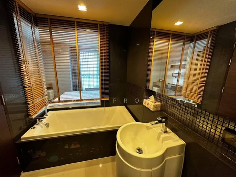 Rhythm Sathorn, Bangkok, 141 Soi Sathorn 21, Yan Nawa, Sathon, Bangkok, 1 Bedroom, 45 sqm, Condo For Rent, by Connex Property, 500228343 - DDproperty.com