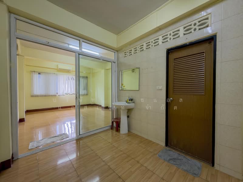 อาคารพาณิชย์ 3.5 ชั้น ซอย เทียนทะเล 11/1 บางขุนเทียน, Bangkok, Samae Dam, Bang Khun Thian, Bangkok, , 200 sqm, Shophouse For Sale, by บริษัท เอชแอล แอสเซท จำกัด, 500228346 - DDproperty.com