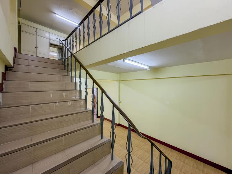 อาคารพาณิชย์ 3.5 ชั้น ซอย เทียนทะเล 11/1 บางขุนเทียน, Bangkok, Samae Dam, Bang Khun Thian, Bangkok, , 200 sqm, Shophouse For Sale, by บริษัท เอชแอล แอสเซท จำกัด, 500228346 - DDproperty.com