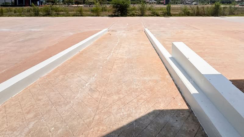 Warehouse for Rent in Laem Chabang (Yellow Zone) with Office Space, Chon Buri (Pattaya), Thung Suk La, Si Racha, Chon Buri (Pattaya), , 1,500 sqm, Warehouse/Factory For Rent, by Pornpun Promlert, 500228369 - DDproperty.com