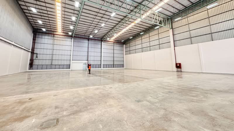 Warehouse for Rent in Laem Chabang (Yellow Zone) with Office Space, Chon Buri (Pattaya), Thung Suk La, Si Racha, Chon Buri (Pattaya), , 1,500 sqm, Warehouse/Factory For Rent, by Pornpun Promlert, 500228369 - DDproperty.com