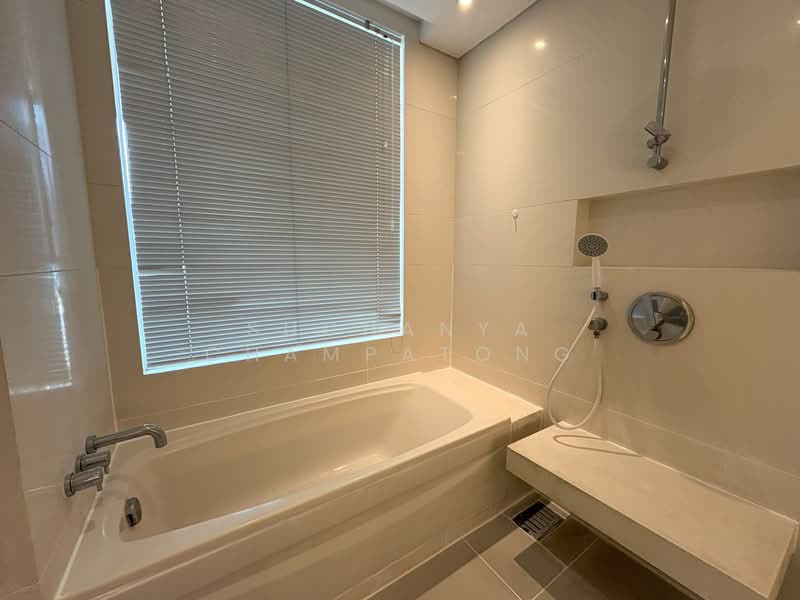 Aequa Sukhumvit 49, Bangkok, Soi Sukhumvit 49, Sukhumvit Road, Khlong Tan Nua, Watthana, Bangkok, 1 Bedroom, 57 sqm, Condo For Sale, by Suchanya Champatong, 500228373 - DDproperty.com