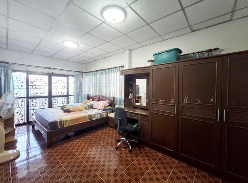 ทวีทอง 3 เพชรเกษม 69 Taweethong 3 Phetkasem 69, กรุงเทพ, หนองแขม, หนองแขม, กรุงเทพ, 124 ตร.ม., บ้านแฝด ขาย, โดย คุณชัยรัตน์ กุลวรกันต์ (เจมส์), 500228393 - DDproperty.com