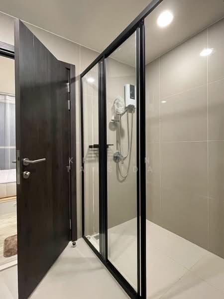 XT Huaikhwang, Bangkok, 244 Ratchadaphisek Road, Huai Khwang, Huai Khwang, Bangkok, 1 Bedroom, 35 sqm, Condo For Sale, by Krittin Tansida, 500228408 - DDproperty.com