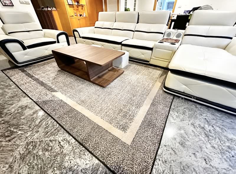 Royal Castle Sukhumvit, Bangkok, 30 Soi Sukhumvit 39, Khlongtoei Nua, Watthana, Bangkok, 3 Bedrooms, 164 sqm, Condo For Sale, by Eastblue Horizon, 500228421 - DDproperty.com