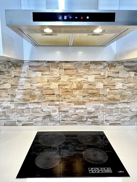 Royal Castle Sukhumvit : รอยัล คาสเซอร์ สุขุมวิท, กรุงเทพ, 30 ซอยสุขุมวิท 39, คลองเตยเหนือ, วัฒนา, กรุงเทพ, 164 ตร.ม., คอนโด ขาย, โดย Eastblue Horizon, 500228421 - DDproperty.com