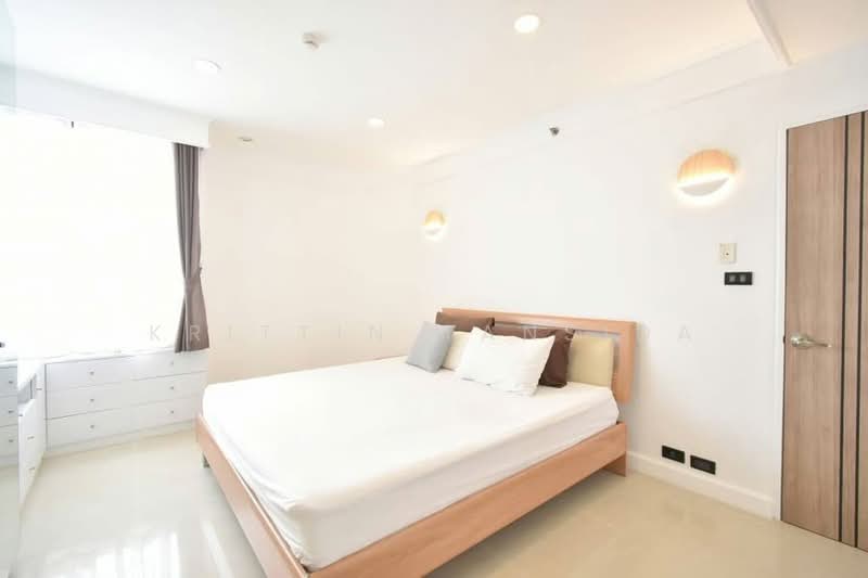 Las Colinas, Bangkok, Sukhumvit 21 Road, Khlongtoei Nua, Watthana, Bangkok, 2 Bedrooms, 102 sqm, Condo For Rent, by Krittin Tansida, 500228445 - DDproperty.com