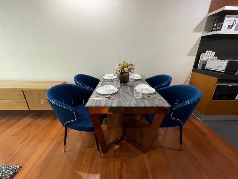 ASHTON Morph 38, Bangkok, 88 Soi Sukhumvit 38, Phra Kanong, Khlong Toei, Bangkok, 2 Bedrooms, 55 sqm, Condo For Rent, by Krittin Tansida, 500228449 - DDproperty.com