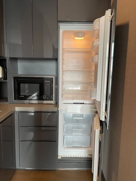 The Diplomat Sathorn : เดอะ ดิโพลแมท สาธร, กรุงเทพ, 158 ถนนสาทรเหนือ แขวงสีลม เขตบางรัก กรุงเทพมหานคร, สีลม, บางรัก, กรุงเทพ, 42 ตร.ม., คอนโด ขาย, โดย Suchanya Champatong, 500228463 - DDproperty.com