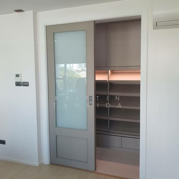 GM Residence, Bangkok, Soi Ekkamai 18, Khlong Tan Nua, Watthana, Bangkok, 3 Bedrooms, 200 sqm, Apartment For Rent, by Krittin Tansida, 500228493 - DDproperty.com