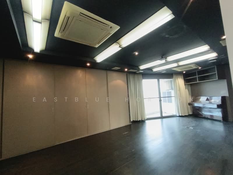 The Lakes, Bangkok, 123 Ratchadaphisek Road, Khlong Toei, Khlong Toei, Bangkok, 3 Bedrooms, 414 sqm, Condo For Sale, by Eastblue Horizon, 500228513 - DDproperty.com