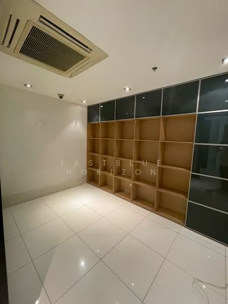 The Lakes, Bangkok, 123 Ratchadaphisek Road, Khlong Toei, Bangkok, 3 Bedrooms, 414 sqm, Condo For Sale, by Eastblue Horizon, 500228513 - DDproperty.com