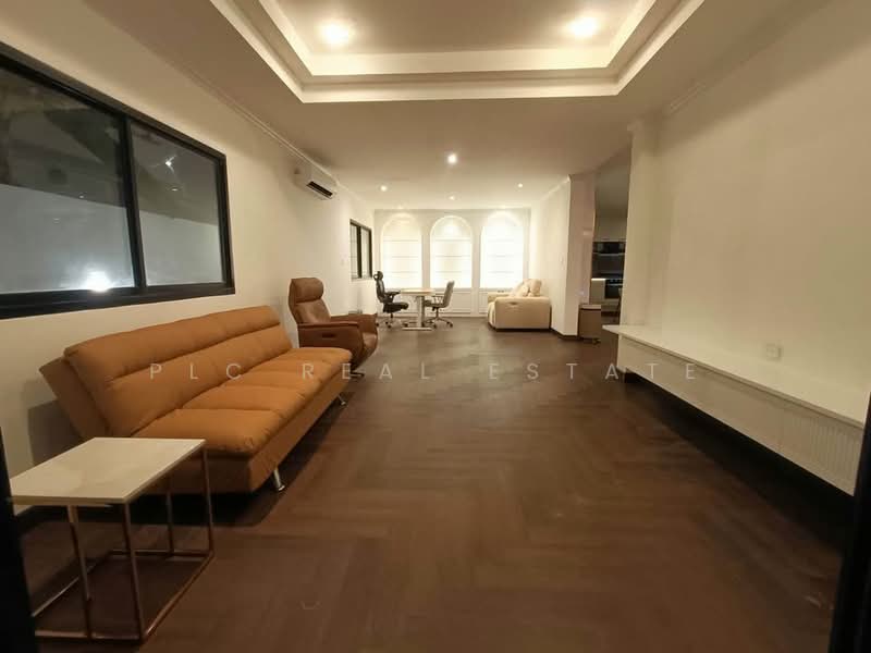 3 Bedroom Pool Villa for Sale East Pattaya, Chon Buri (Pattaya), Bang Lamung, Bang Lamung (Pattaya), Chon Buri (Pattaya), 3 Bedrooms, 240 sqm, Villa For Sale, by PLC Real Estate, 500228567 - DDproperty.com