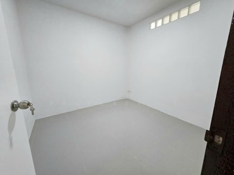 Siam Niwet 1, Samut Prakan, ตำบล ในคลองบางปลากด อำเภอพระสมุทรเจดีย์ สมุทรปราการ ในคลองบางปลากด , พระสมุทรเจดีย์ , สมุทรปราการ, Nai Khlong Bang Pla Kot, Phra Samut Jadee, Samut Prakan, 2 Bedrooms, 100 sqm, Townhouse For Sale, by The Best Property นก, 500228589 - DDproperty.com