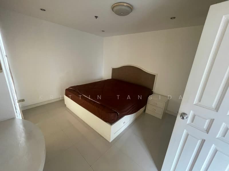 Silom Suite, Bangkok, Soi Sathorn 12, Sathorn Road, Silom, Bang Rak, Bangkok, 1 Bedroom, 49 sqm, Condo For Sale, by Krittin Tansida, 500228595 - DDproperty.com