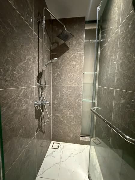 Fynn Asoke, Bangkok, 28 Sukhumvit 10 Alley, Khlong Toei, Khlong Toei, Bangkok, 1 Bedroom, 40 sqm, Condo For Rent, by Sakan Akkara-aektalin, 500228621 - DDproperty.com