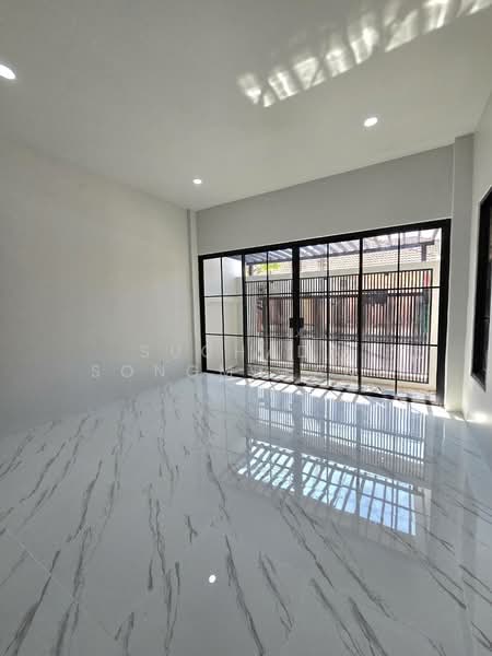 KT Garden Home - Chalong, Phuket, Chalong, Muang Phuket, Phuket, 3 Bedrooms, 202 sqm, Semi-Detached House (Twin House) For Sale, by Suchada Songmueang, 500228627 - DDproperty.com