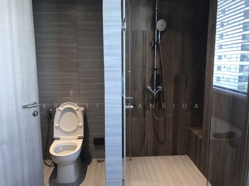 NS Residence, Bangkok, 96 Soi Charoenmitr, 10 Ekkamai Rd, Phra Kanong Nua, Watthana, Bangkok, 2 Bedrooms, 120 sqm, Apartment For Rent, by Krittin Tansida, 500228648 - DDproperty.com