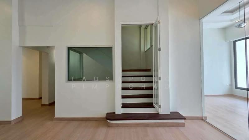 Baan Klang Muang S-Sense Rama 9-Ladprao, Bangkok, Soi Ladprao 84, Ladprao Road, Wang Thonglang, Wang Thonglang, Bangkok, 4 Bedrooms, 252 sqm, Townhouse For Sale, by Tadsapong Pimpachad, 500228651 - DDproperty.com