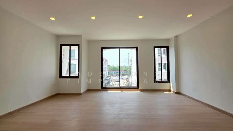 Baan Klang Muang S-Sense Rama 9-Ladprao : บ้านกลางเมือง เอสเซ้นส์ พระราม 9-ลาดพร้าว, กรุงเทพ, ซอยลาดพร้าว 84 ถนนลาดพร้าว, วังทองหลาง, วังทองหลาง, กรุงเทพ, 252 ตร.ม., ทาวน์เฮ้าส์ ขาย, โดย Tadsapong Pimpachad, 500228651 - DDproperty.com