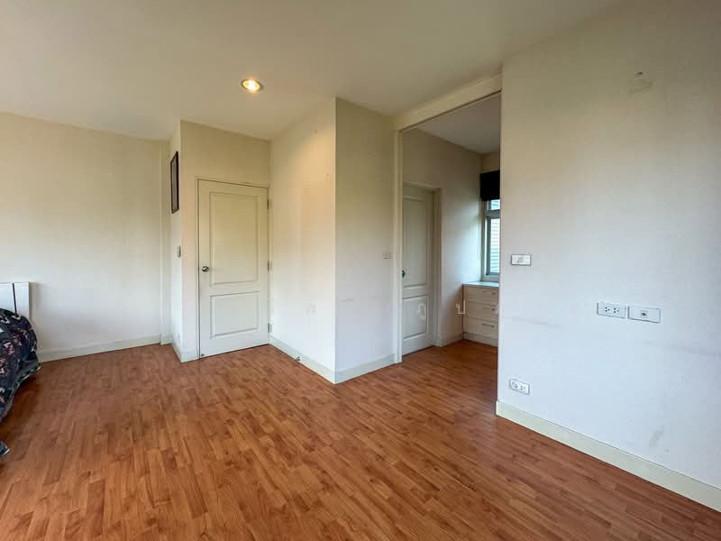 Life Bangkok Boulevard Wongwaen-Onnut, Bangkok, Prawet, Prawet, Bangkok, 3 Bedrooms, 210 sqm, Single Detached House For Sale, by วัชราทรัพย์ ภูปภาดล, 500228661 - DDproperty.com