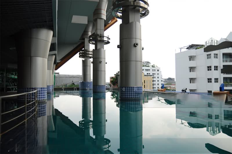 St Louis Grand Terrace : เซ็นต์ห ลุยส์ แกรนด์ เทอเรส, กรุงเทพ, ซอย สาทร 11 S Sathon Rd, ยานนาวา, สาทร, กรุงเทพ, 42 ตร.ม., คอนโด ขาย, โดย หริรักษ์ ตั้งติรวัฒน์, 500228750 - DDproperty.com