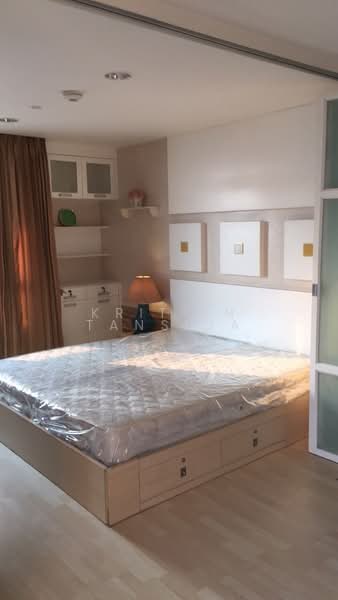 The Station Sathorn-Bangrak, Bangkok, 109 Chareonkrung 65 Road, Yan Nawa, Sathon, Bangkok, 1 Bedroom, 41 sqm, Condo For Sale, by Krittin Tansida, 500228758 - DDproperty.com