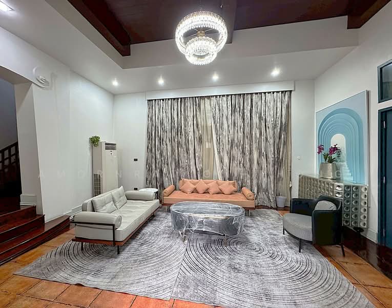 House, Bangkok, Khlong Tan Nua, Watthana, Bangkok, 5 Bedrooms, 550 sqm, Single Detached House For Rent, by Amornrat On-Thong, 500228762 - DDproperty.com