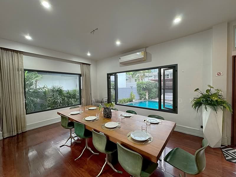 House, Bangkok, Khlong Tan Nua, Watthana, Bangkok, 5 Bedrooms, 550 sqm, Single Detached House For Rent, by Amornrat On-Thong, 500228762 - DDproperty.com