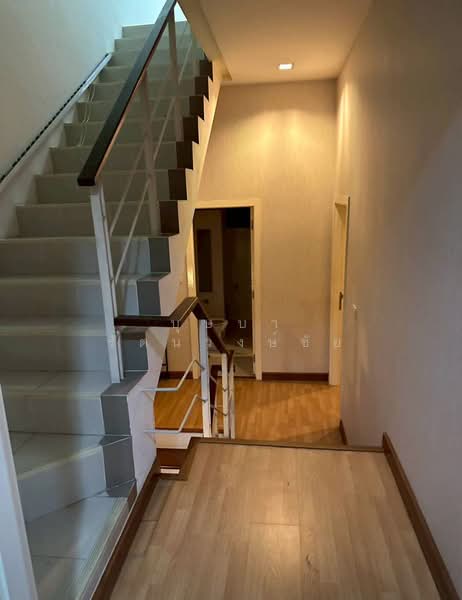 ทำเลประชาชื่น 37 MRT วงศ์สว่าง ให้เช่าทาวน์โฮม 3 ชั้น บ้านสวย พร้อมอยู่ มีแอร์ครบ, Bangkok, ประชาชื่น, Bang Sue, Bang Sue, Bangkok, 3 Bedrooms, 220 sqm, Townhouse For Rent, by บุษบา รัตนวงษ์ชัย, 500228797 - DDproperty.com