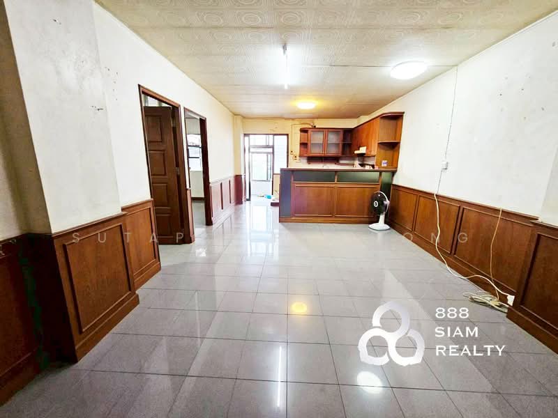 Baan Phrayapirom-Ratchada, Bangkok, Soi Ratchadaphisek 36, Chan Kasem, Chatuchak, Bangkok, 2 Bedrooms, 65 sqm, Condo For Sale, by Sutapat Pariwong, 500228807 - DDproperty.com