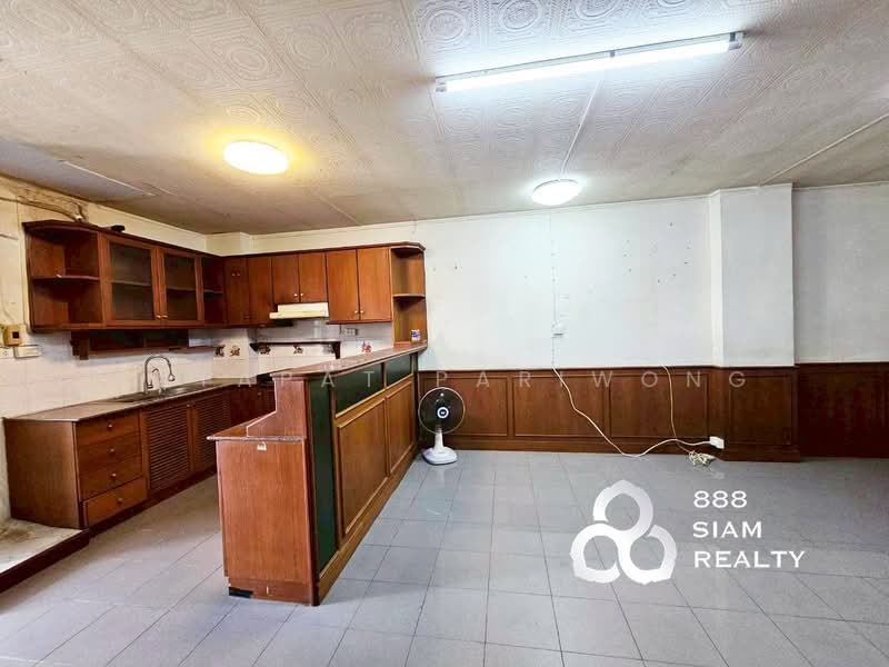 Baan Phrayapirom-Ratchada, Bangkok, Soi Ratchadaphisek 36, Chan Kasem, Chatuchak, Bangkok, 2 Bedrooms, 65 sqm, Condo For Sale, by Sutapat Pariwong, 500228807 - DDproperty.com
