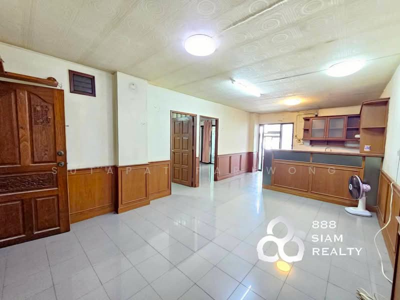 Baan Phrayapirom-Ratchada, Bangkok, Soi Ratchadaphisek 36, Chan Kasem, Chatuchak, Bangkok, 2 Bedrooms, 65 sqm, Condo For Sale, by Sutapat Pariwong, 500228807 - DDproperty.com