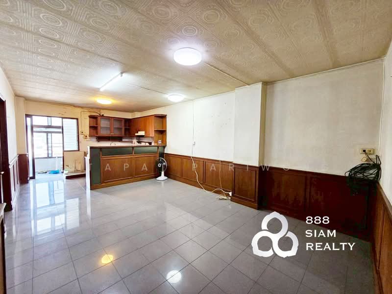 Baan Phrayapirom-Ratchada, Bangkok, Soi Ratchadaphisek 36, Chan Kasem, Chatuchak, Bangkok, 2 Bedrooms, 65 sqm, Condo For Sale, by Sutapat Pariwong, 500228807 - DDproperty.com