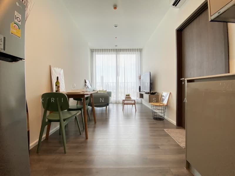 Whizdom Essence, Bangkok, 5 Piyabutr 1 Alley, Bang Chak, Phra Khanong, Bangkok, 1 Bedroom, 35 sqm, Condo For Rent, by Krittin Tansida, 500228817 - DDproperty.com