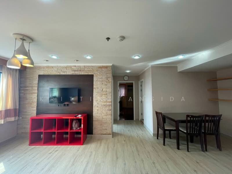 Lumpini Ville Phahol-Suthisarn, Bangkok, 23 Inthamara 2 Alley, Samsen Nai, Phaya Thai, Bangkok, 2 Bedrooms, 69 sqm, Condo For Rent, by Krittin Tansida, 500228821 - DDproperty.com