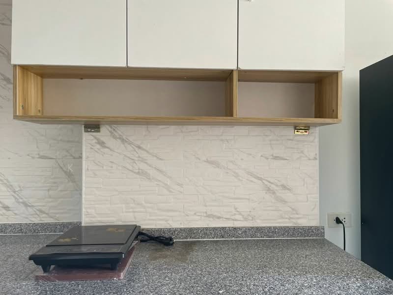 Lumpini Ville Phahol-Suthisarn, Bangkok, 23 Inthamara 2 Alley, Samsen Nai, Phaya Thai, Bangkok, 2 Bedrooms, 69 sqm, Condo For Rent, by Krittin Tansida, 500228821 - DDproperty.com