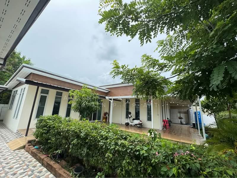 บ้าน 4-ห้องนอน, ชลบุรี, หนองปรือ, บางละมุง, ชลบุรี, 325 ตร.ม., บ้านเดี่ยว ขาย, โดย Achitaphop Klinpipat, 500228833 - DDproperty.com