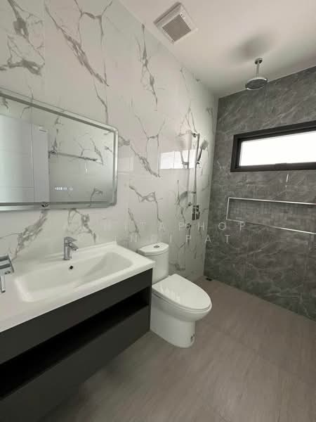 5-BR House, Chon Buri (Pattaya), Nong Pru, Bang Lamung (Pattaya), Chon Buri (Pattaya), 5 Bedrooms, 240 sqm, Single Detached House For Sale, by Achitaphop Klinpipat, 500228837 - DDproperty.com