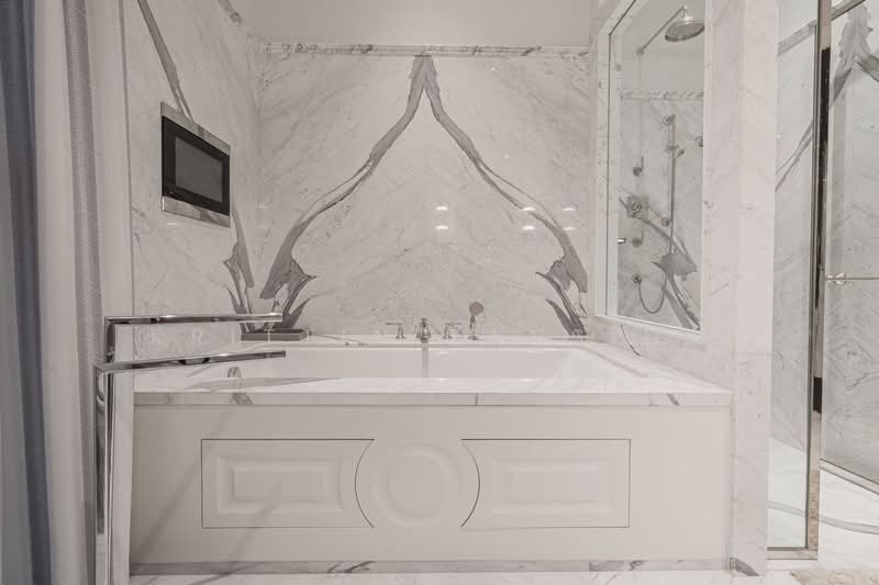 98 Wireless, Bangkok, 98 Wireless Road, Lumphini, Pathum Wan, Bangkok, 2 Bedrooms, 145 sqm, Condo For Sale, by Krittin Tansida, 500228877 - DDproperty.com