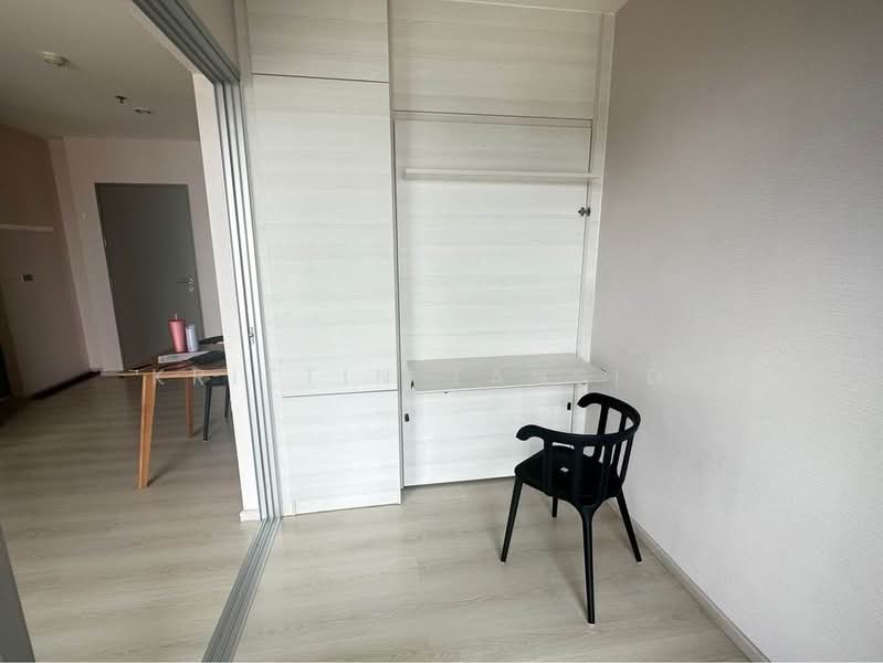 Life Ratchadapisek, Bangkok, 279 Ratchadapisaek Road, Huai Khwang, Huai Khwang, Bangkok, 2 Bedrooms, 46 sqm, Condo For Sale, by Krittin Tansida, 500228955 - DDproperty.com