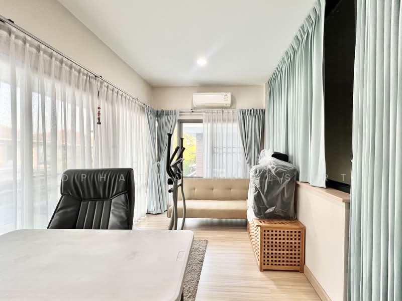 Perfect Place Rattanathibet, Nonthaburi, Soi Bang Rak Noi 16, Bang Rak Noi, Muang Nonthaburi, Nonthaburi, 4 Bedrooms, 204 sqm, Single Detached House For Rent, by Cherlin  Lophattarakulsart, 500229006 - DDproperty.com