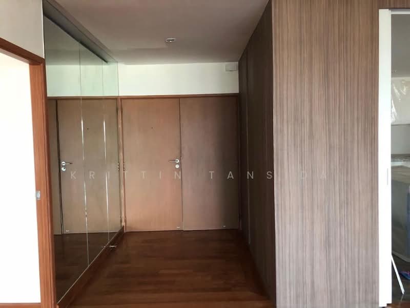 Sathorn Gardens, Bangkok, 39 South Sathorn Road, Thung Maha Mek, Sathon, Bangkok, 3 Bedrooms, 200 sqm, Condo For Rent, by Krittin Tansida, 500229010 - DDproperty.com