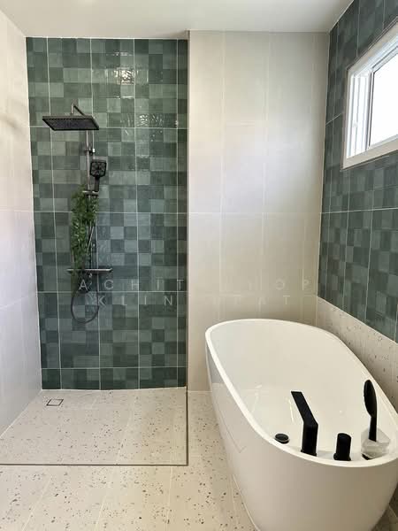 4-BR House, Chon Buri (Pattaya), Na Kloe, Bang Lamung (Pattaya), Chon Buri (Pattaya), 4 Bedrooms, 325 sqm, Single Detached House For Sale, by Achitaphop Klinpipat, 500229038 - DDproperty.com