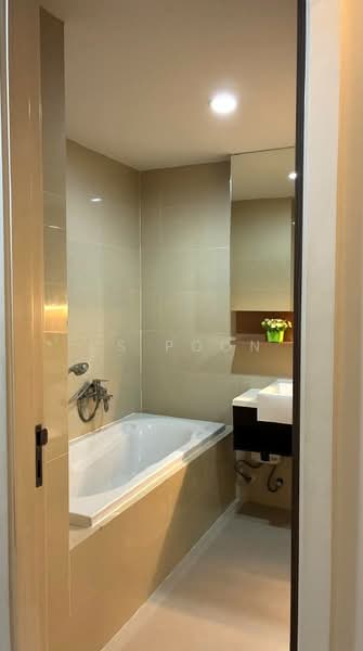 15 Sukhumvit Residences, Bangkok, Soi Sukhumvit 15, Khlongtoei Nua, Watthana, Bangkok, 1 Bedroom, 45 sqm, Condo For Sale, by CS Poon, 500229052 - DDproperty.com