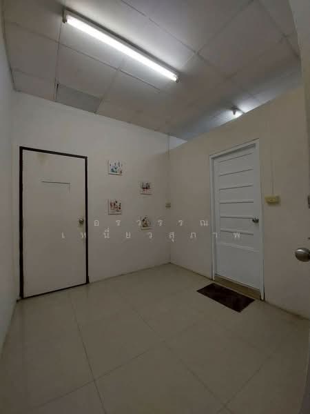 ทาวน์เฮาส์ 2 ชั้น2 ห้องนอน 1 ห้องน้ำ ใกล้อ่อนนุช48, Bangkok, Prawet, Prawet, Bangkok, 2 Bedrooms, 128 sqm, Townhouse For Rent, by อรวรรณ เหนี่ยวสุภาพ, 500229061 - DDproperty.com